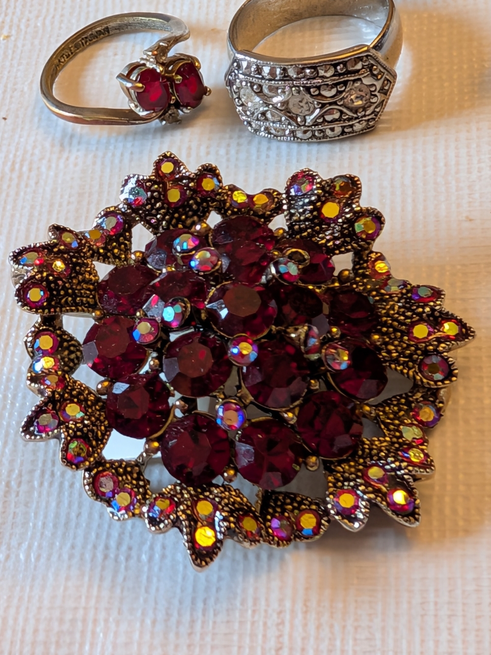 Miscellaneous Women's Jewelry - Picture 10 of 13
